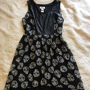 Black skull dress, high-low